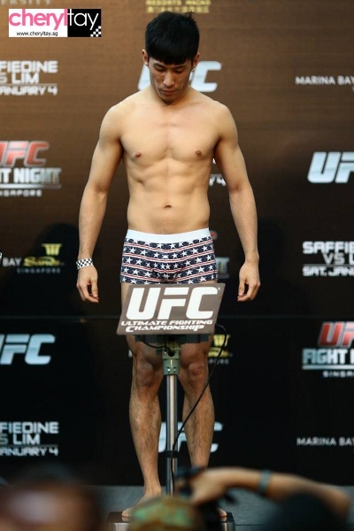 weigh in (11) (400x600)